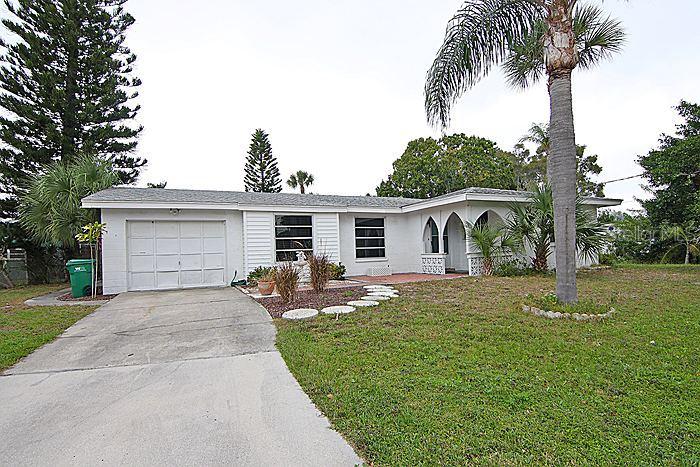 204 84th St., Bradenton Beach, FL 34217