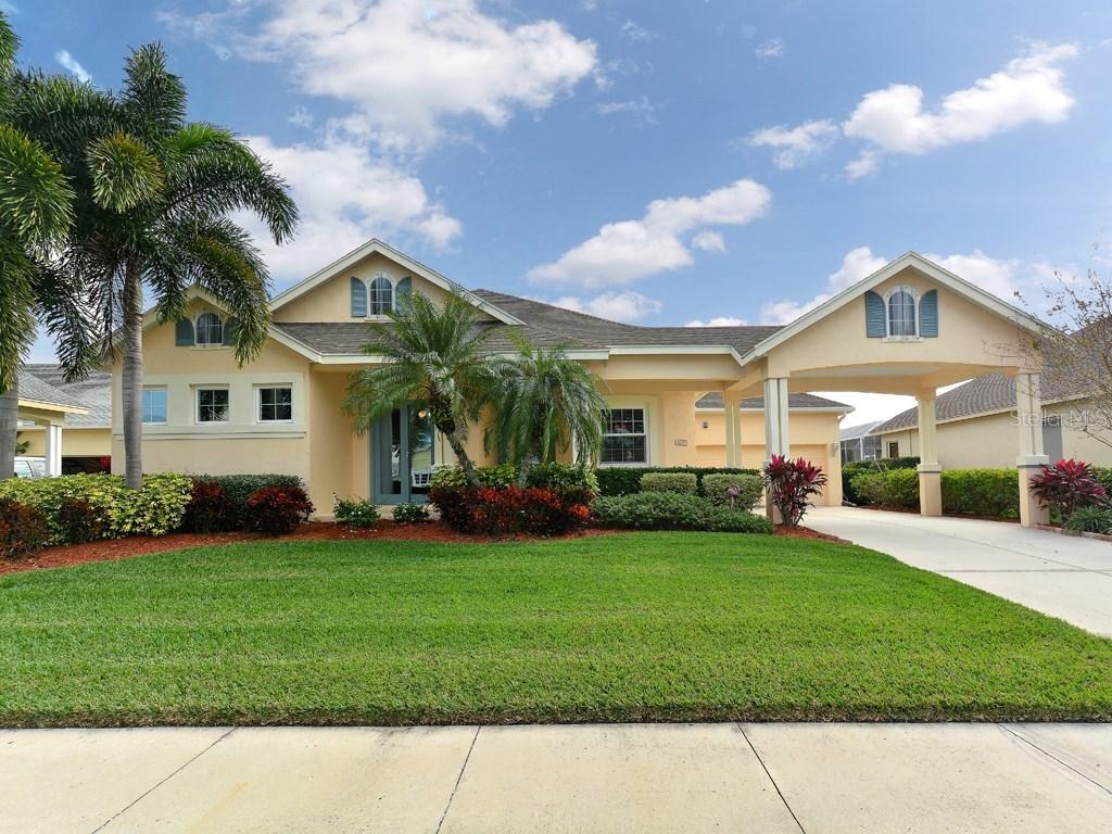 4616 Blue Marlin Dr., Bradenton, FL 34208