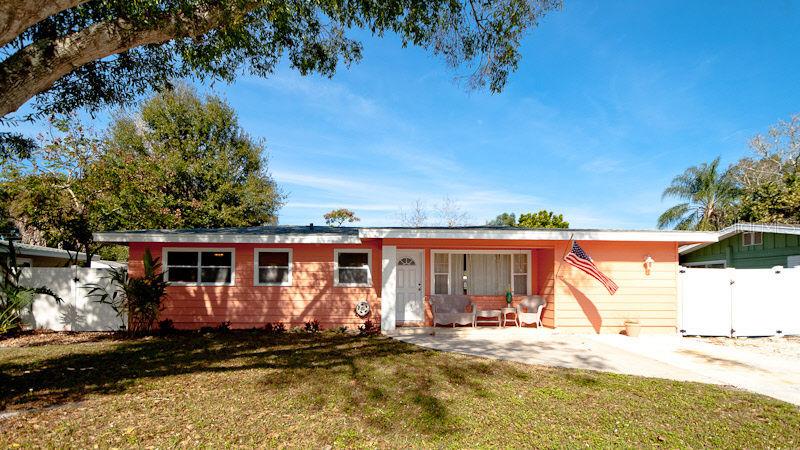 2641 Martin St., Sarasota, FL 34237