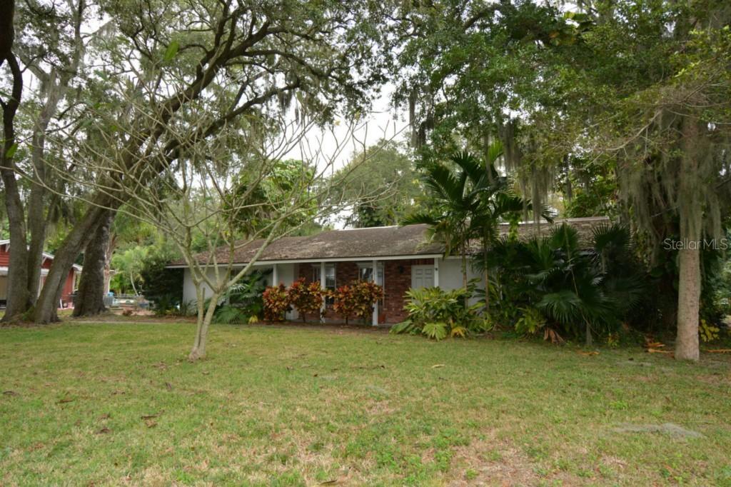 1513 21st St., Bradenton, FL 34205