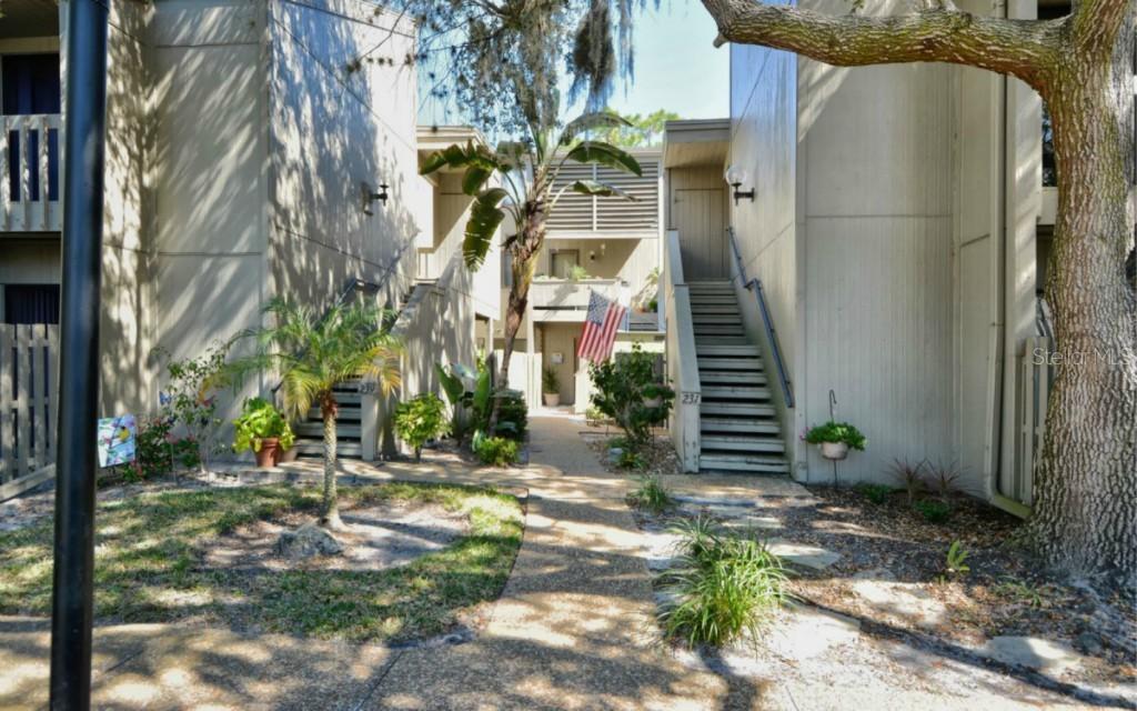 233 Woodland Dr., Osprey, FL 34229