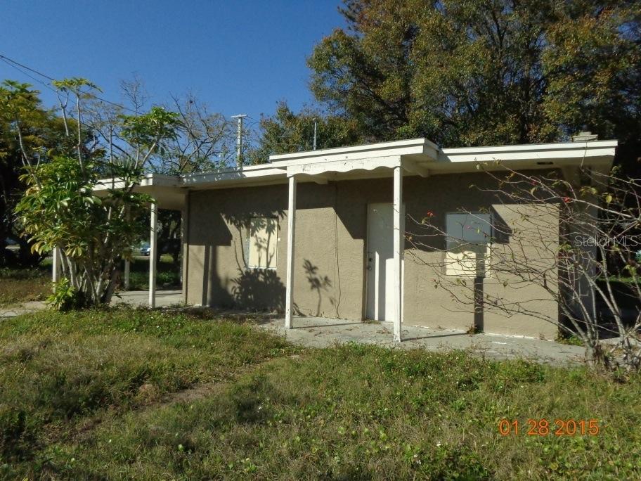 1613 35th St., Sarasota, FL 34234