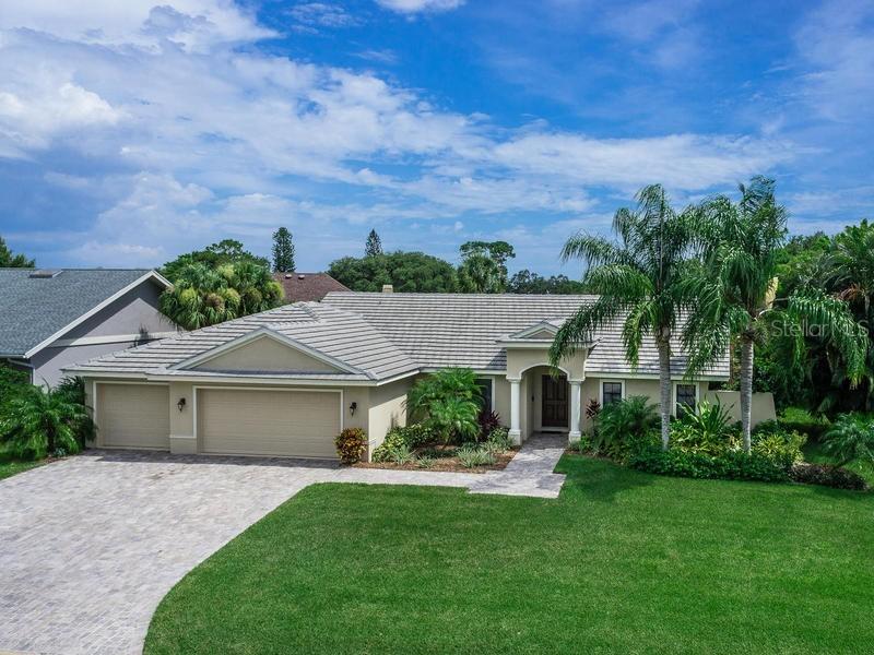 486 Yacht Harbor Dr., Osprey, FL 34229