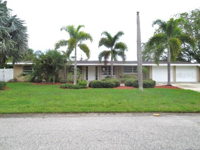 2636 Wisteria Pl., Sarasota, FL 34239