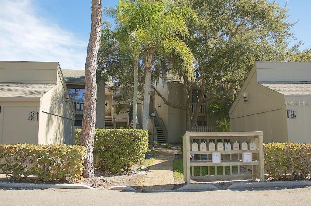 231 Woodland Dr., Osprey, FL 34229