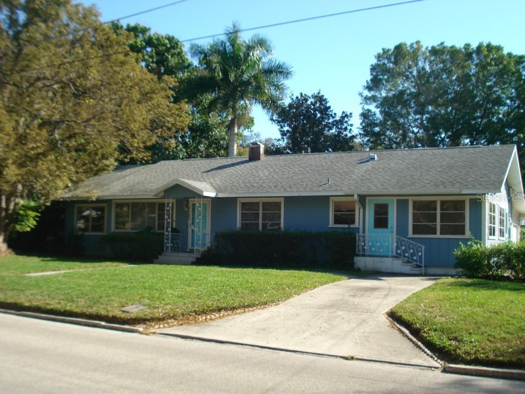 1121 7th St., Palmetto, FL 34221