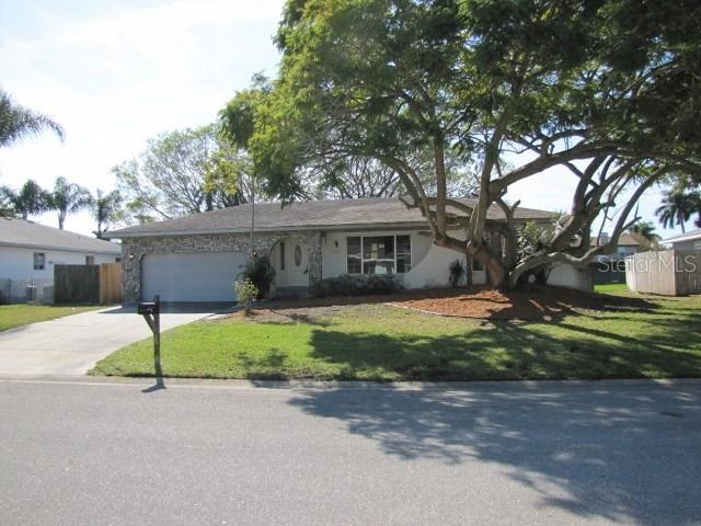 7703 13th Ave., Bradenton, FL 34209