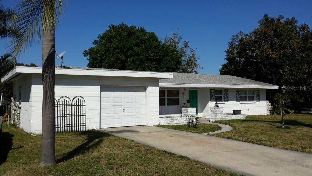 4425 Brooksdale Dr., Sarasota, FL 34232