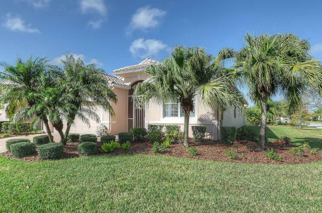 6436 E 43rd Ct., Sarasota, FL 34243
