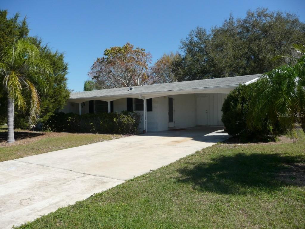 2707 Bigelow Dr., Sarasota, FL 34239