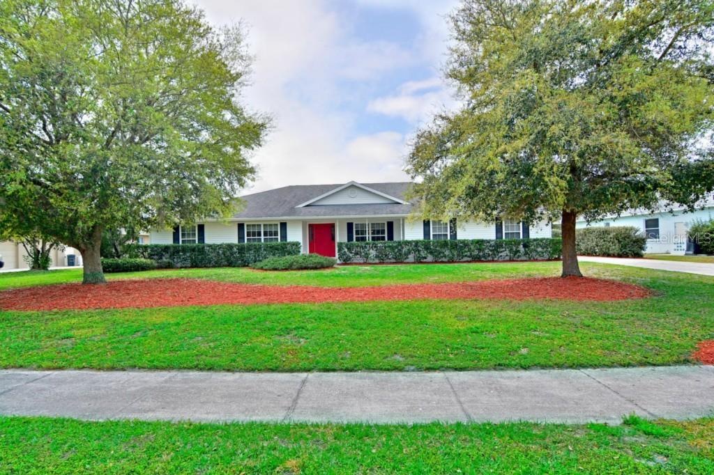 15124 3rd Dr., Bradenton, FL 34212