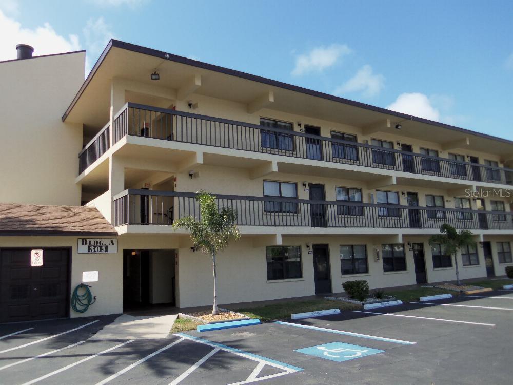 305 30th Avenue W Ave. #A208, Bradenton, FL 34205