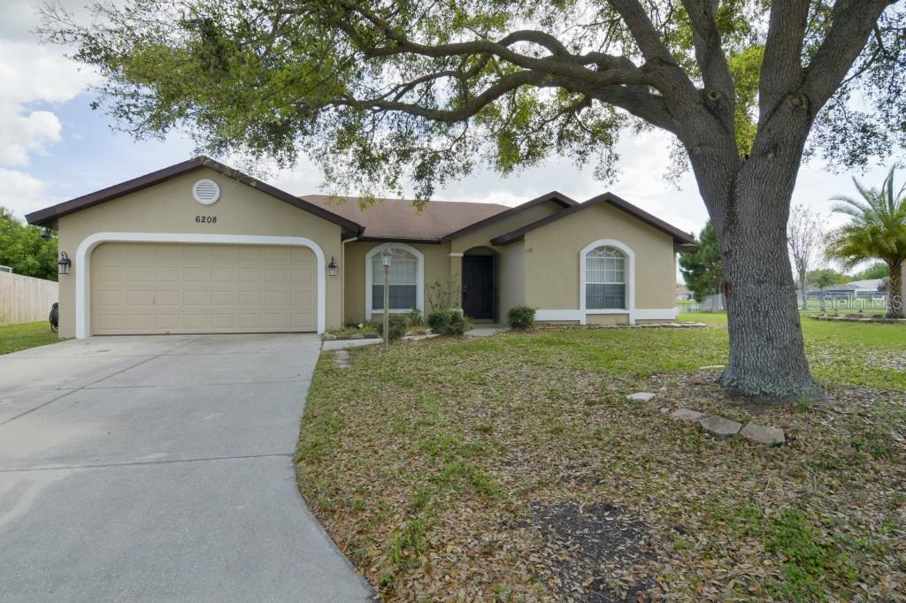 6208 65th Pl., Palmetto, FL 34221
