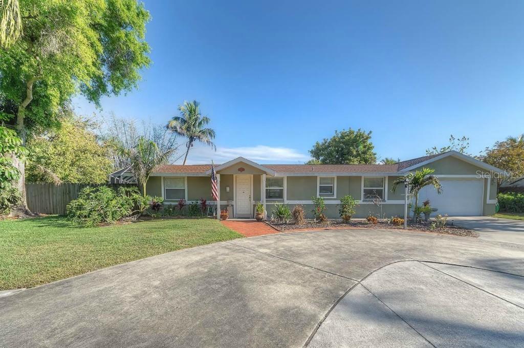 7012 7th Avenue Blvd., Bradenton, FL 34209