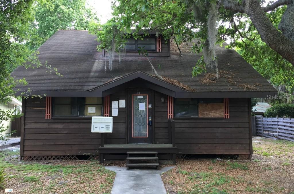 1213 5th St., Palmetto, FL 34221