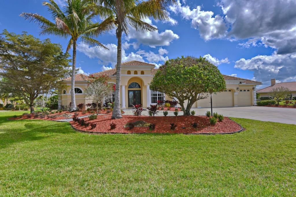 6143 9th Avenue Cir., Bradenton, FL 34212