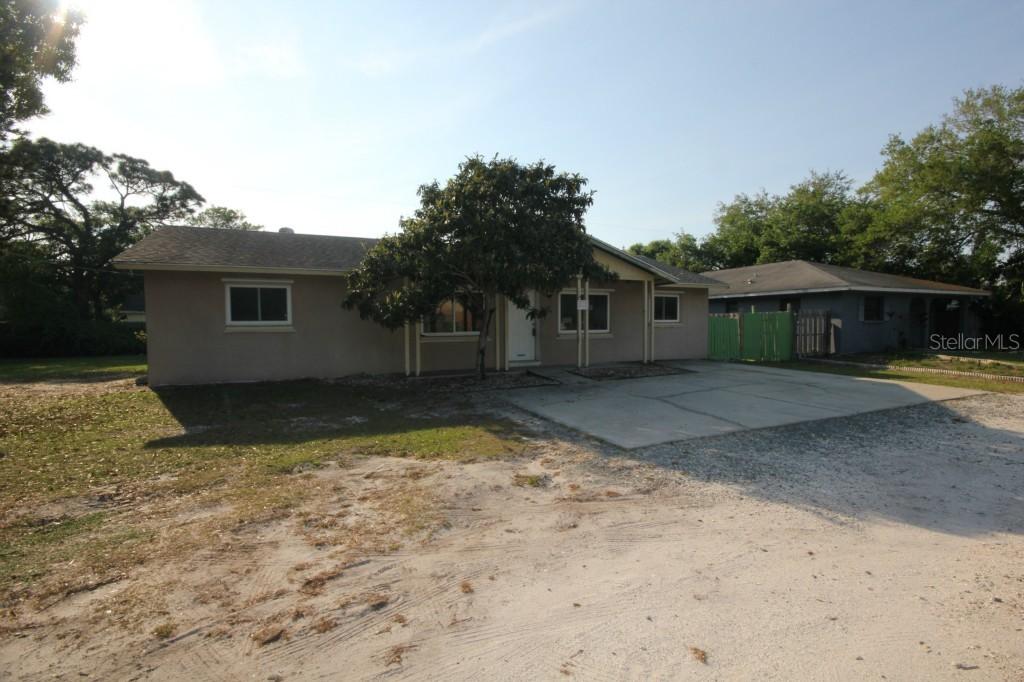 1341 N Lockwood Ridge Rd., Sarasota, FL 34237