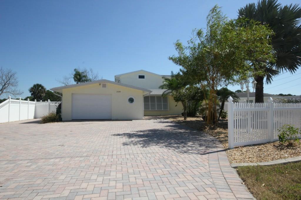 2120 Oyster Creek Dr., Englewood, FL 34224
