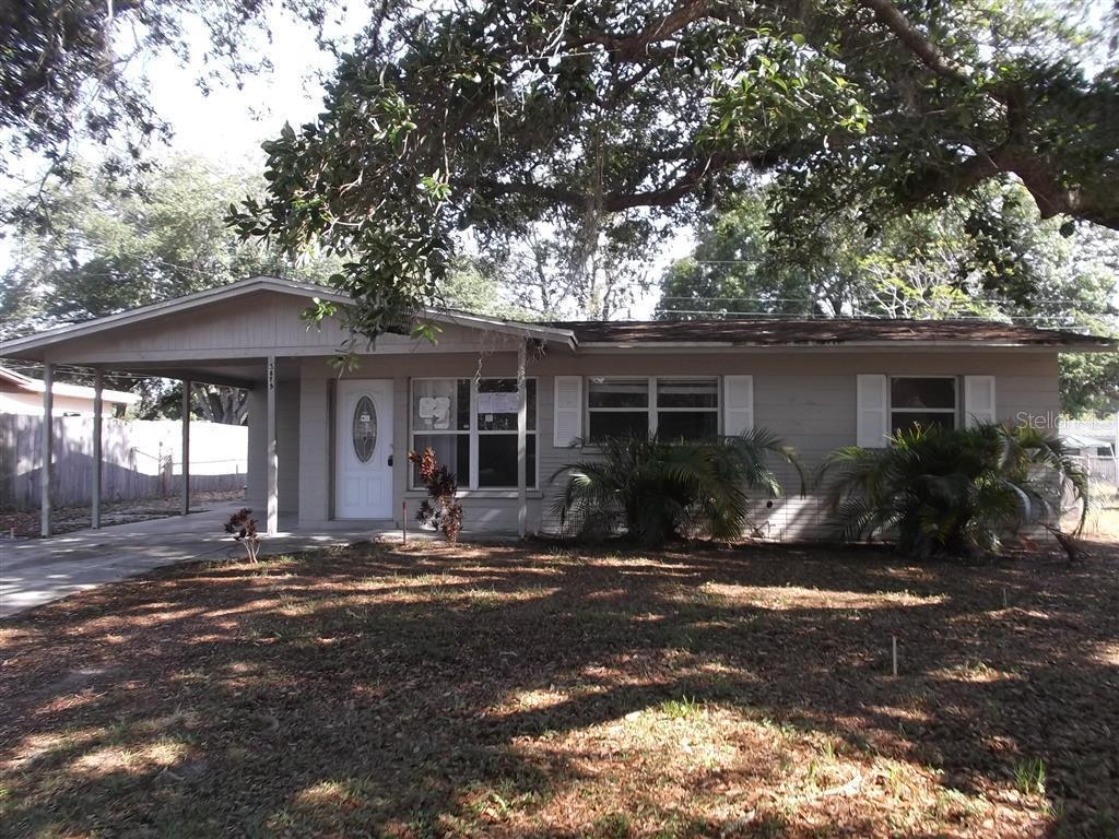 3875 Davis Blvd., Sarasota, FL 34232