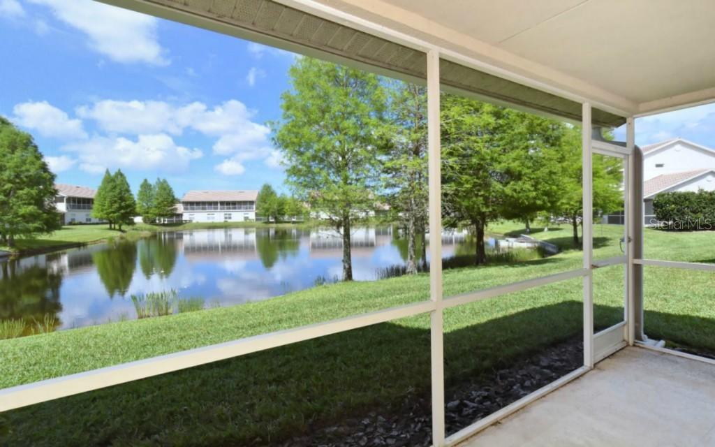 6420 Bay Cedar Ln. #102, Bradenton, FL 34203