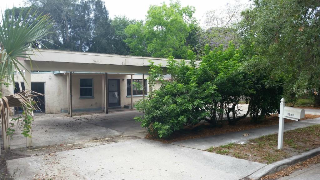 2072 29th St., Sarasota, FL 34234