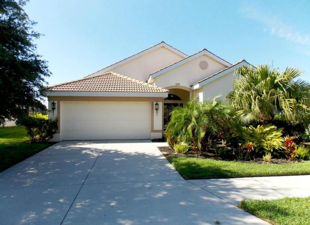 9015 Willowbrook Cir., Bradenton, FL 34212
