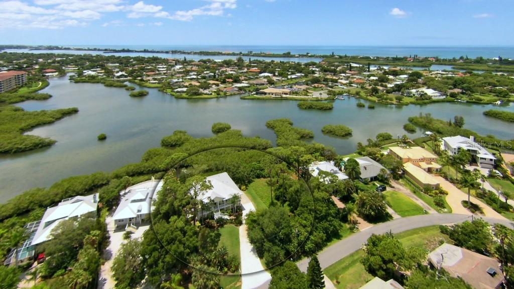 105 Shoreland Dr., Osprey, FL 34229