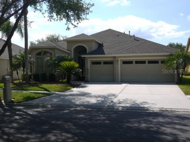 18934 Maisons Dr., Lutz, FL 33558