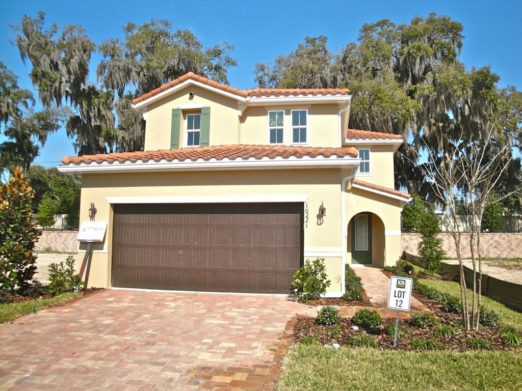 10221 Grand Oak Cir., St Petersburg, FL 33708