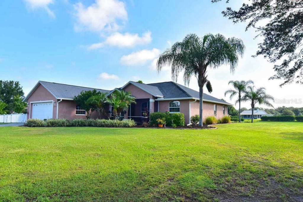 17618 White Tail Ct., Parrish, FL 34219
