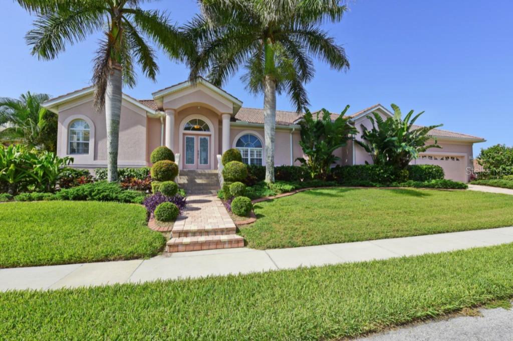 12330 Baypointe Ter., Bradenton, FL 34215