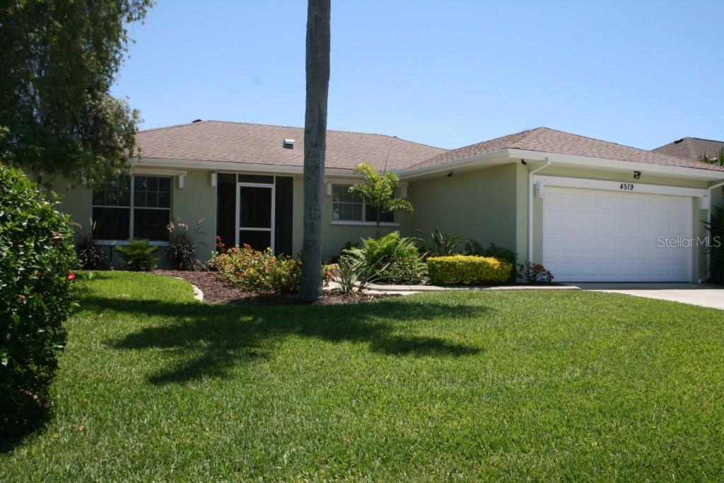4519 Coral Lake (aka 89th St W) Dr., Bradenton, FL 34210