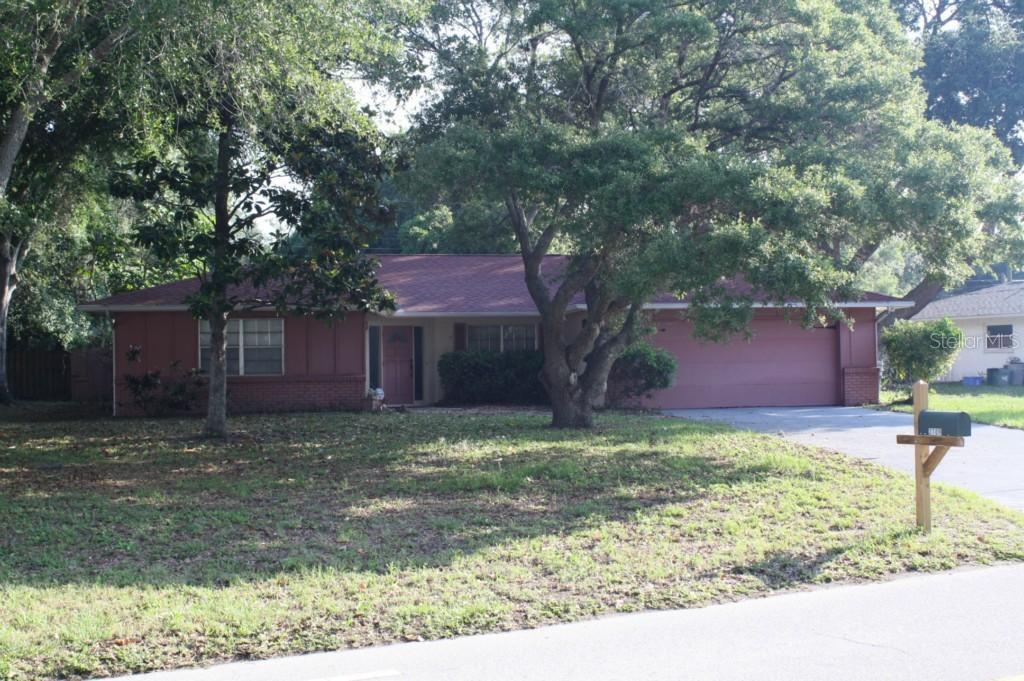 2709 Belvoir Blvd., Sarasota, FL 34237