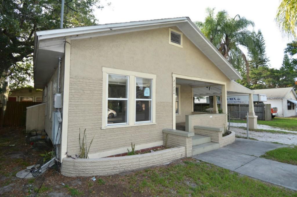 2120 13th St. #A & B, Bradenton, FL 34205