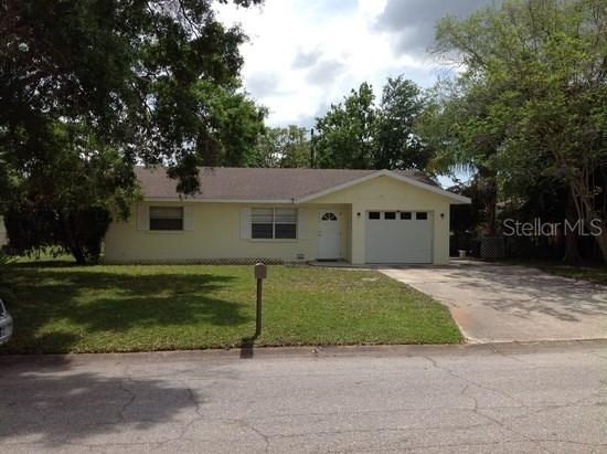 149 Alpine Cir., Bradenton, FL 34208