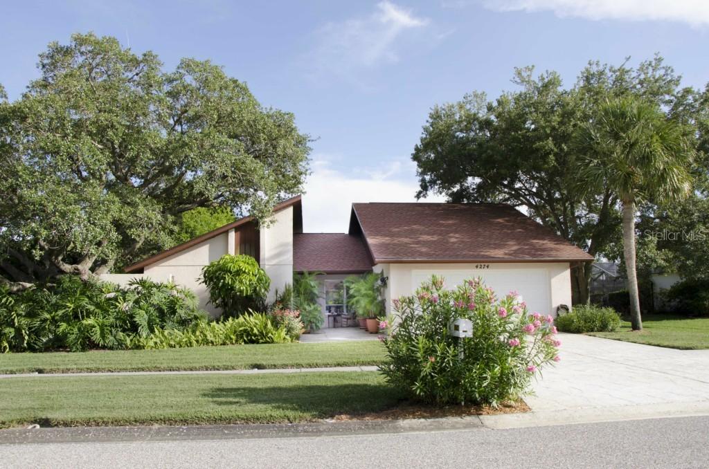 4274 Eastwood Dr., Sarasota, FL 34232