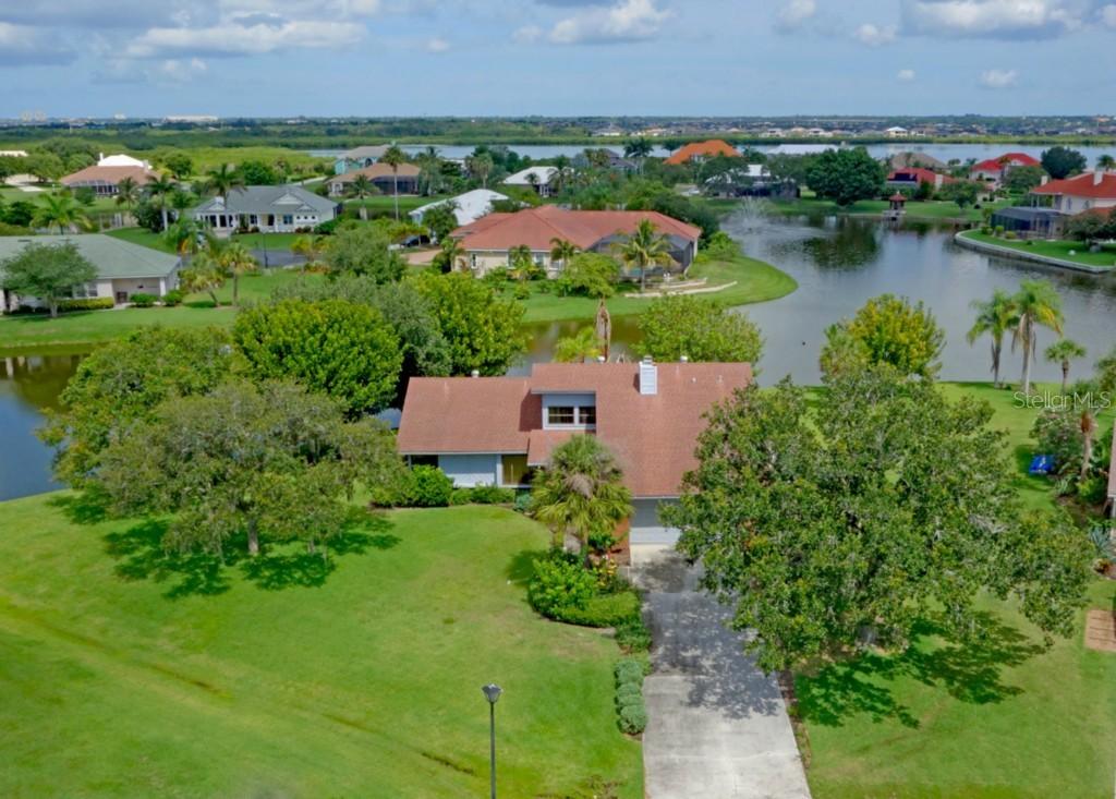 6191 9th Avenue Cir., Bradenton, FL 34212