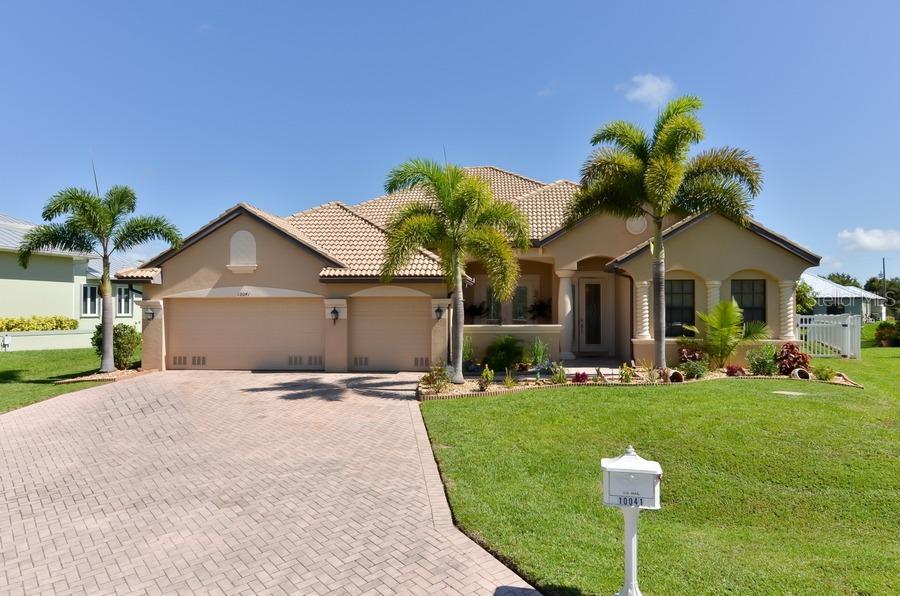 10041 Army Cir., Port Charlotte, FL 33981