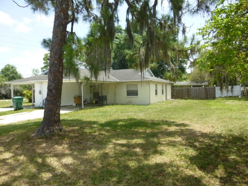 5923 12th St., Bradenton, FL 34207