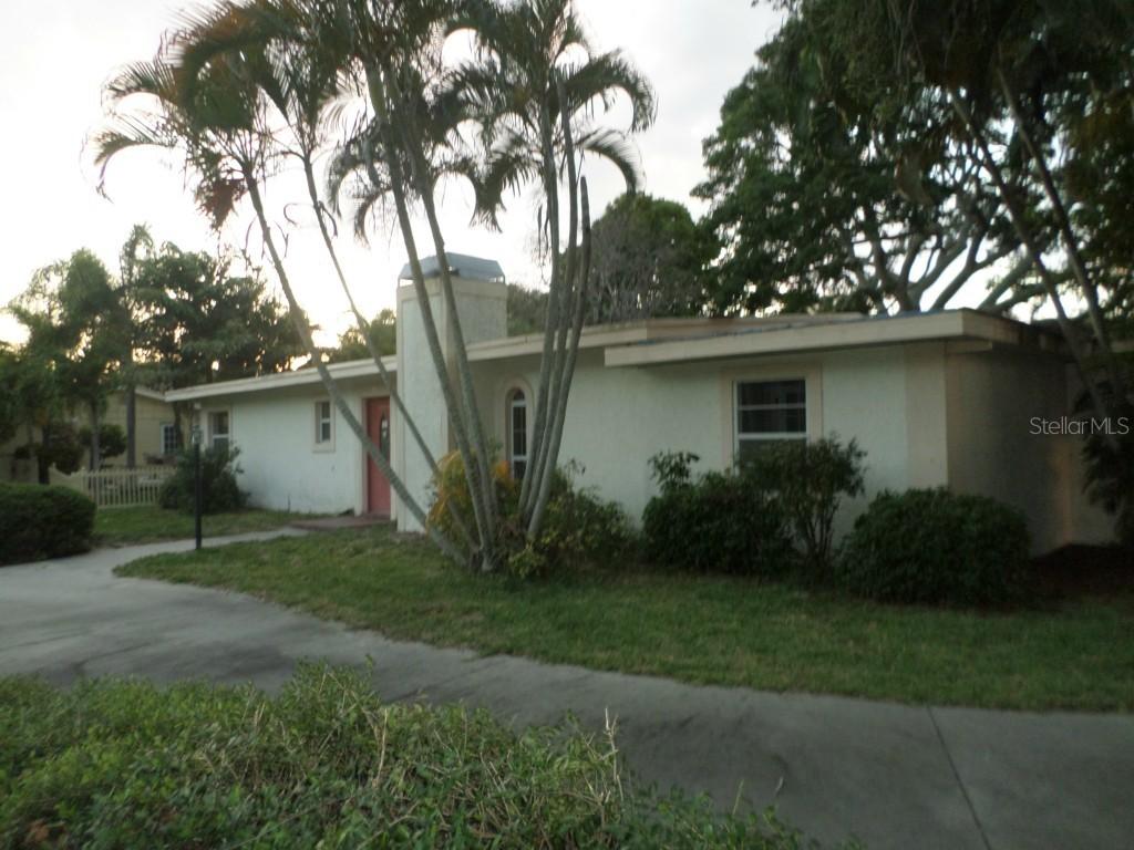 4516 100th St., Bradenton, FL 34210