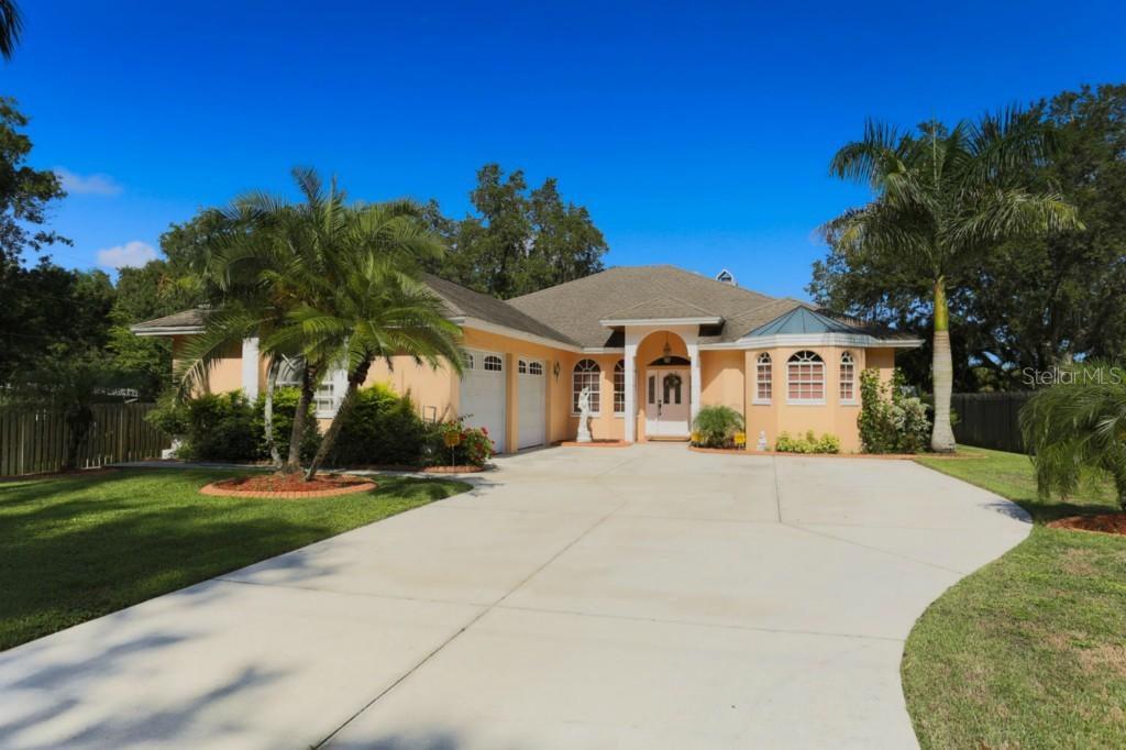 1811 80th Ave., Parrish, FL 34219