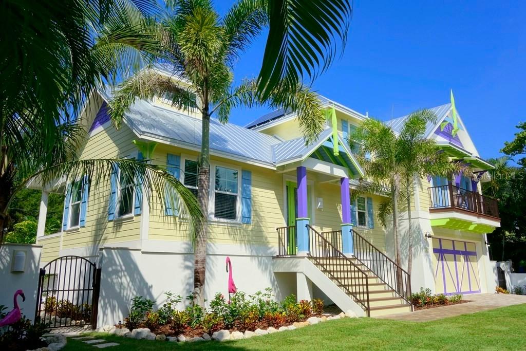210 75th St., Holmes Beach, FL 34217