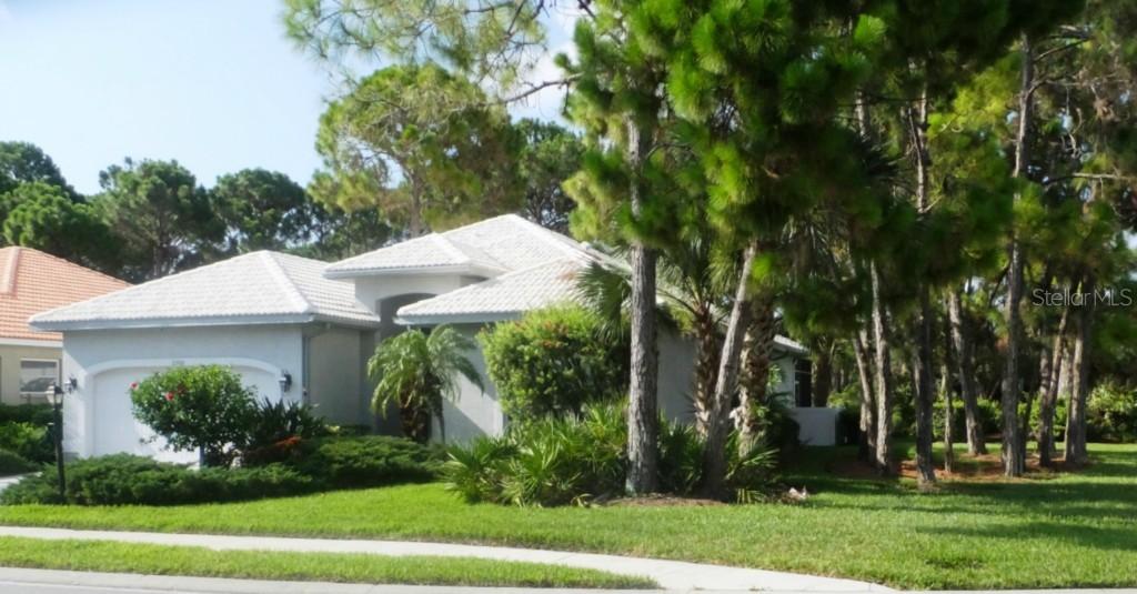 2300 Falcon Trace Ln., Nokomis, FL 34275