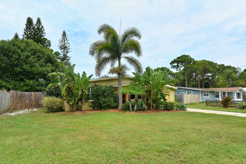 5408 Nutmeg Ave., Sarasota, FL 34231