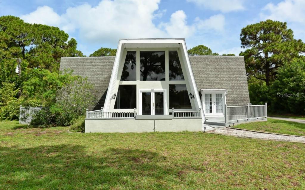 1627 Bayshore Dr., Englewood, FL 34223