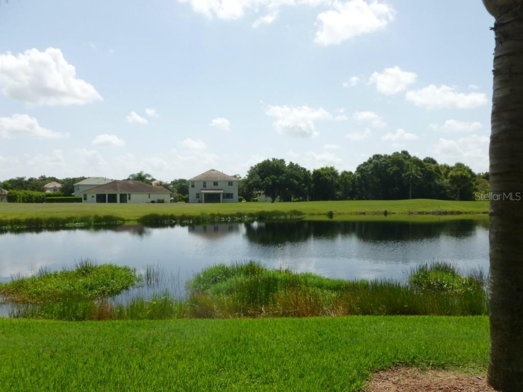 923 Fairwaycove Ln. #105, Bradenton, FL 34212