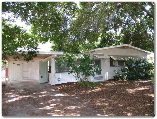 2809 W 22nd St., Bradenton, FL 34205