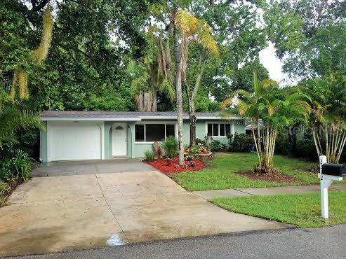 2212 Vinson Ave., Sarasota, FL 34232