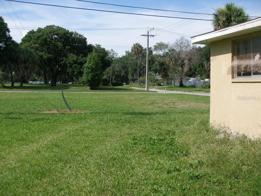 301 7th Ave., Palmetto, FL 34221