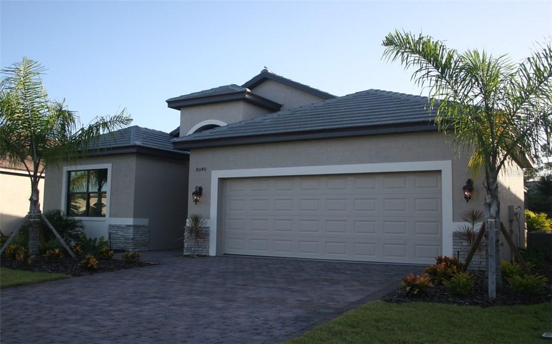 8040 Rio Bella Pl., University Park, FL 34201